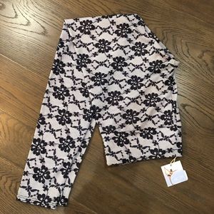 NWT Onzie Leggings